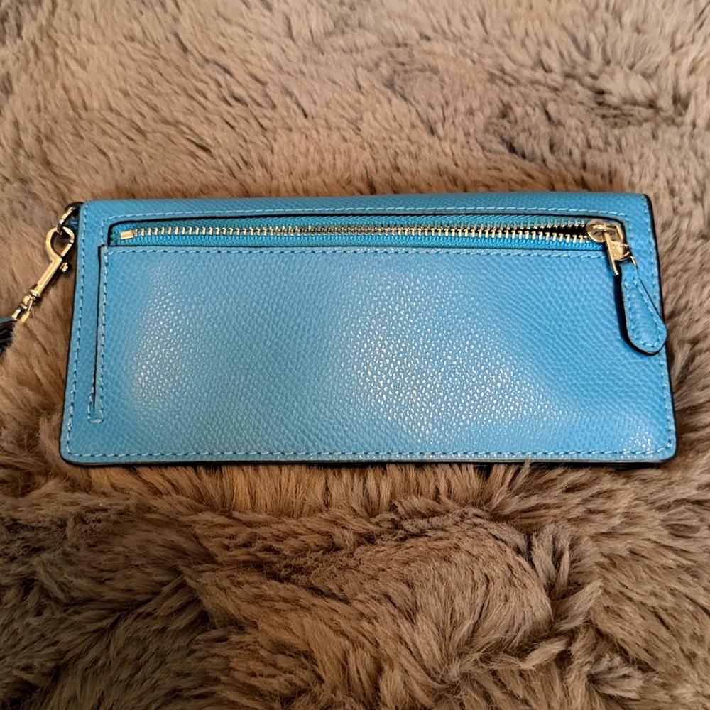 Coach Vibrant Blue Wristlet - Picture 5 of 5